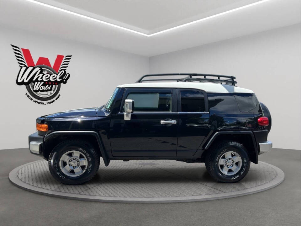 toyota fj cruiser 2008 JTEBU11F58K011304 image toyota fj cruiser 2008 JTEBU11F58K011304 image